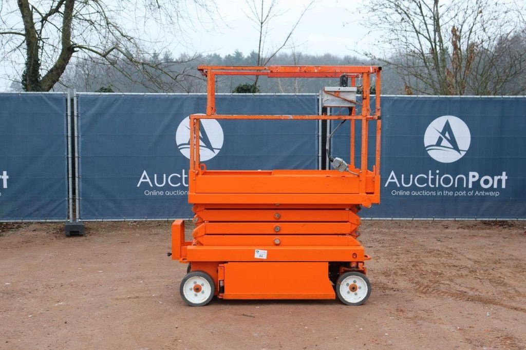 Teleskoparbeitsbühne del tipo Sonstige Sky Jack SJ3219, Gebrauchtmaschine In Antwerpen (Immagine 2)