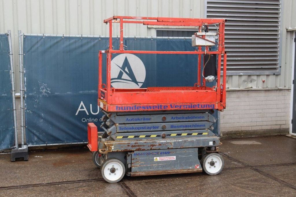 Teleskoparbeitsbühne типа Sonstige Sky Jack SJ3219, Gebrauchtmaschine в Antwerpen (Фотография 1)