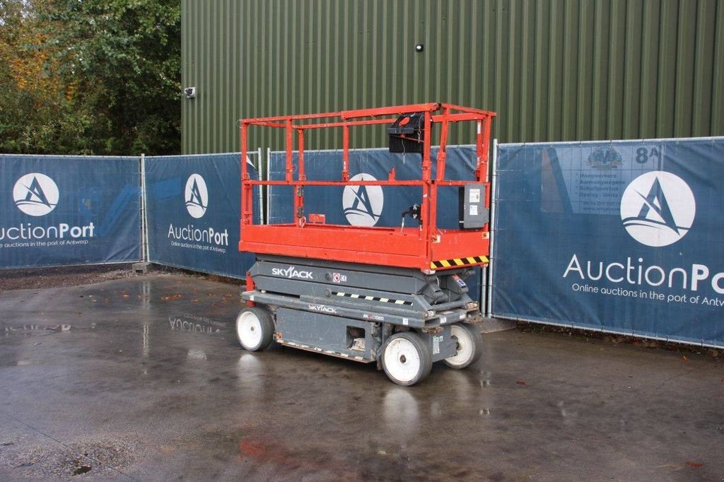Teleskoparbeitsbühne tip Sonstige Sky Jack SJ3220, Gebrauchtmaschine in Antwerpen (Poză 3)