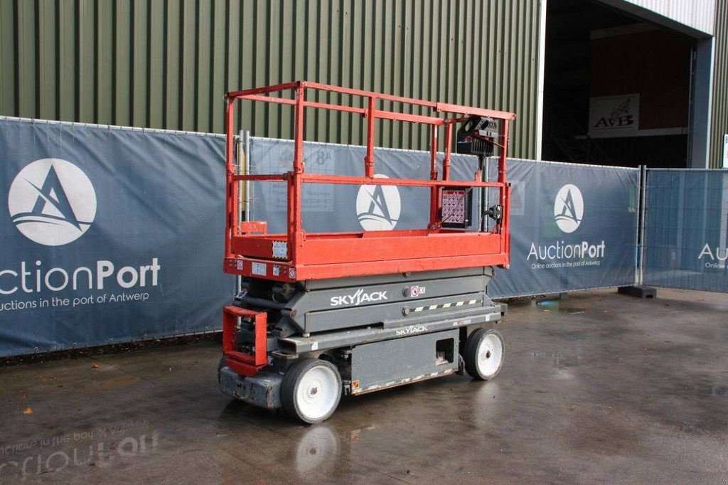 Teleskoparbeitsbühne tip Sonstige Sky Jack SJ3220, Gebrauchtmaschine in Antwerpen (Poză 9)