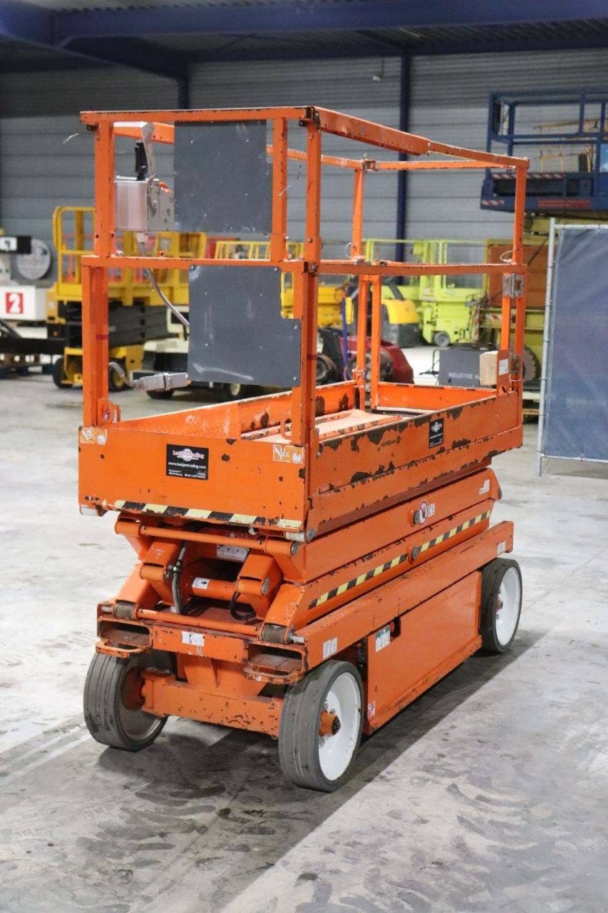 Teleskoparbeitsbühne типа Sonstige Sky Jack SJ3220, Gebrauchtmaschine в Antwerpen (Фотография 7)