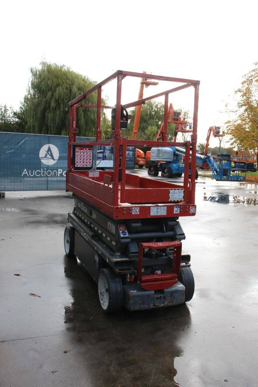 Teleskoparbeitsbühne tipa Sonstige Sky Jack SJ3220, Gebrauchtmaschine u Antwerpen (Slika 7)