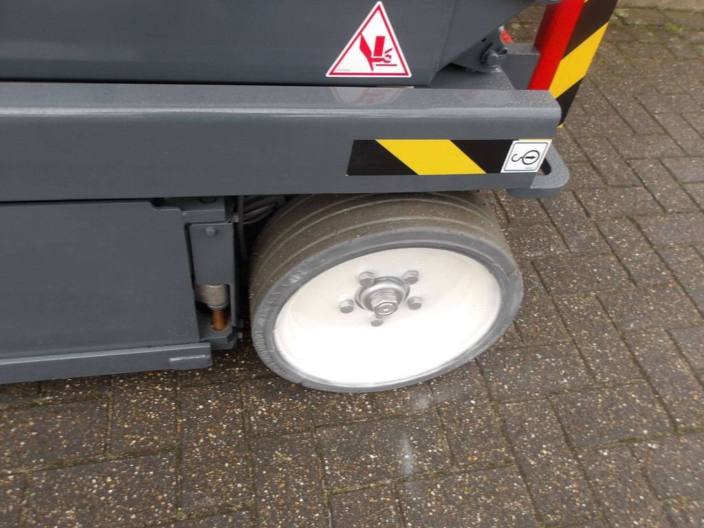 Teleskoparbeitsbühne des Typs Sonstige Sky Jack SJ3226, Gebrauchtmaschine in Antwerpen (Bild 7)