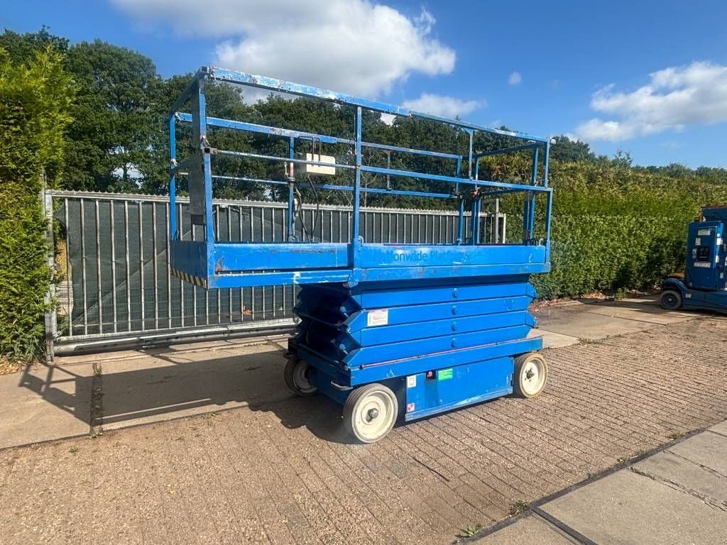 Teleskoparbeitsbühne des Typs Sonstige Sky Jack SJ4632 12m elektro schaarlift skyjack 4632, Gebrauchtmaschine in Hooge mierde (Bild 8)