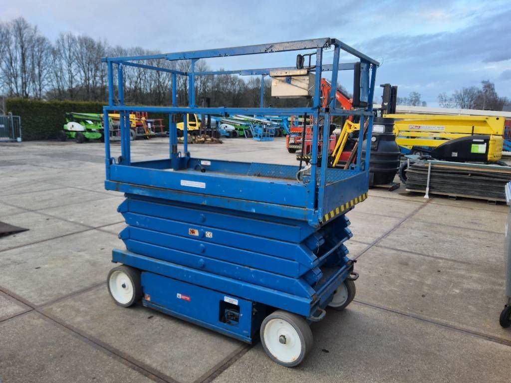 Teleskoparbeitsbühne des Typs Sonstige Sky Jack SJ4632 elektrische schaarlift schaarhoogwerker '12, Gebrauchtmaschine in Hooge mierde (Bild 1)