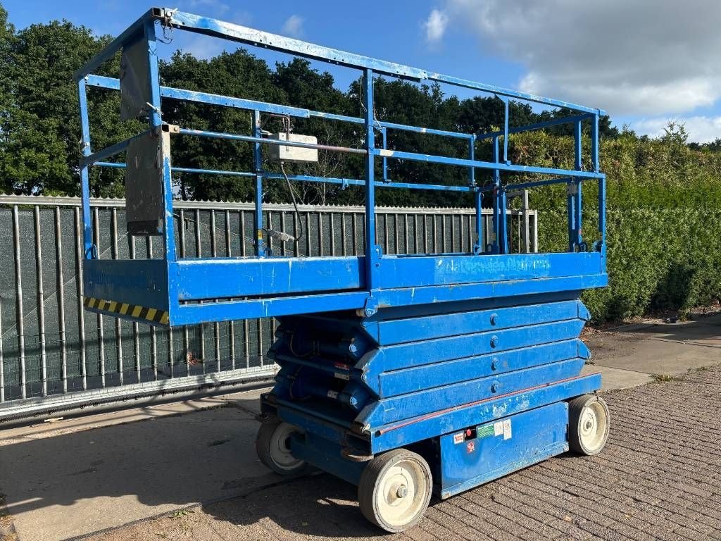 Teleskoparbeitsbühne des Typs Sonstige Sky Jack SJ4632 elektro schaarlift skyjack hoogwerker 12m, Gebrauchtmaschine in Hooge mierde (Bild 8)