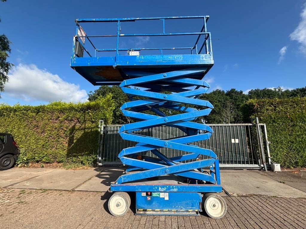 Teleskoparbeitsbühne des Typs Sonstige Sky Jack SJ4632 elektro schaarlift skyjack hoogwerker 12m, Gebrauchtmaschine in Hooge mierde (Bild 10)