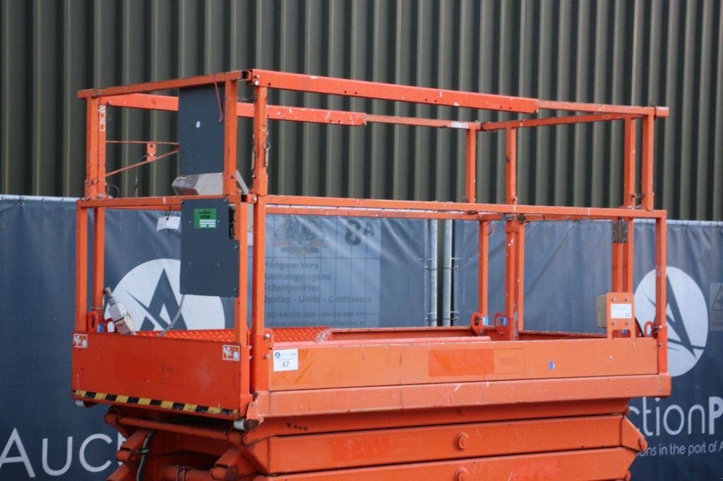 Teleskoparbeitsbühne типа Sonstige Sky Jack SJ4632, Gebrauchtmaschine в Antwerpen (Фотография 11)