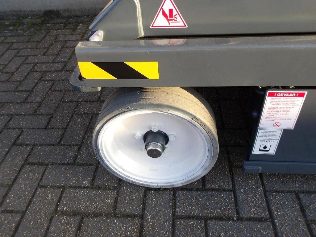 Teleskoparbeitsbühne tipa Sonstige Sky Jack SJ4632, Gebrauchtmaschine u Antwerpen (Slika 8)