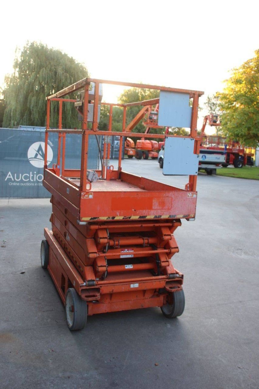 Teleskoparbeitsbühne van het type Sonstige Sky Jack SJ4632, Gebrauchtmaschine in Antwerpen (Foto 7)