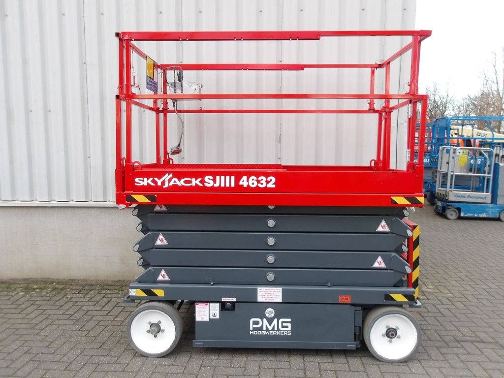 Teleskoparbeitsbühne типа Sonstige Sky Jack SJ4632, Gebrauchtmaschine в Antwerpen (Фотография 1)