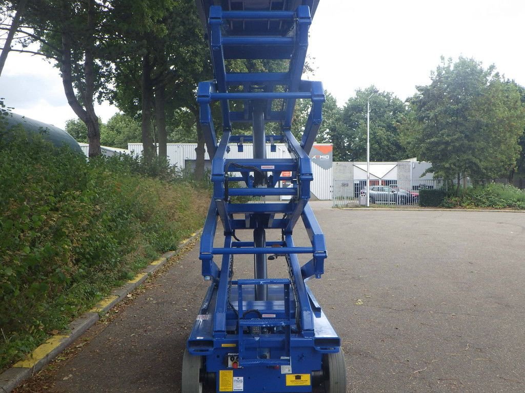 Teleskoparbeitsbühne типа Sonstige Sky Jack SJ4732, Gebrauchtmaschine в Antwerpen (Фотография 8)