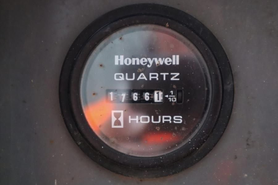 Teleskoparbeitsbühne tipa Sonstige Sky Jack SJ6826 Diesel, 4x4 Drive, 10m Working Height, 567k, Gebrauchtmaschine u Groenlo (Slika 4)