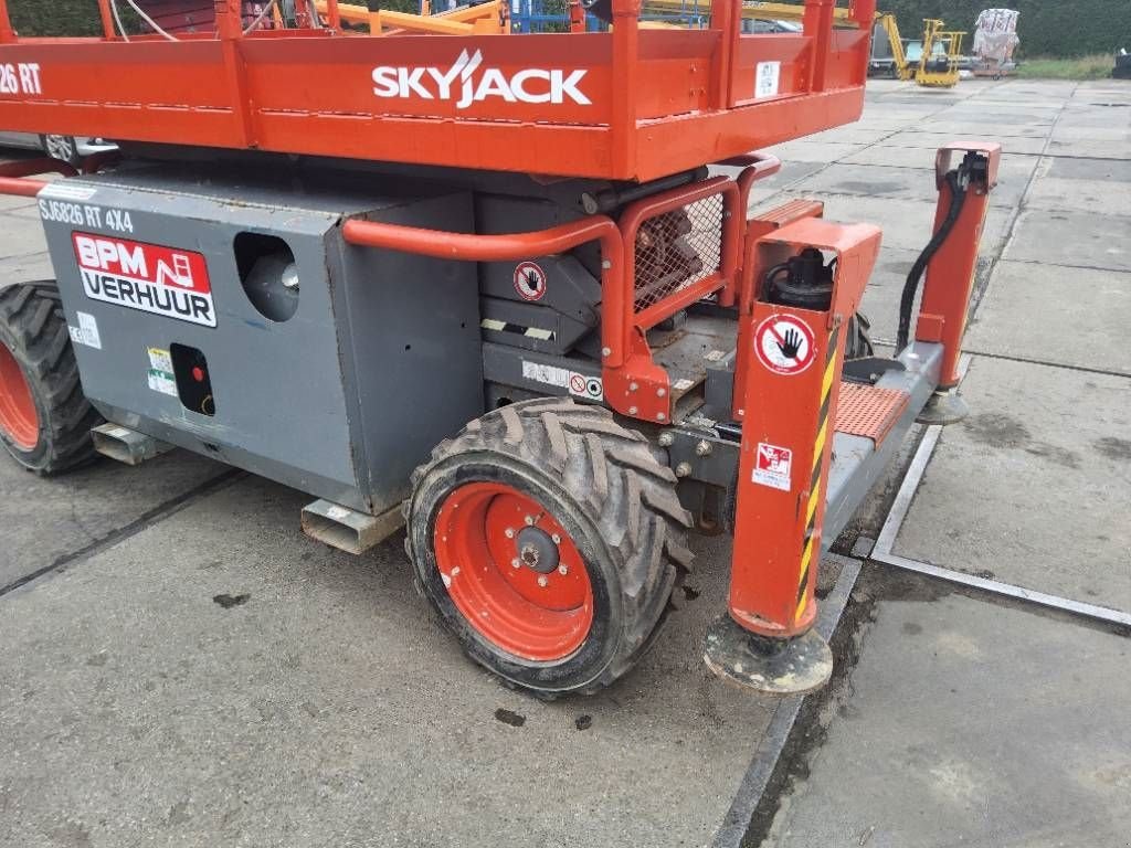 Teleskoparbeitsbühne des Typs Sonstige Sky Jack SJ6826RT 4x4 diesel schaarhoogwerker schaarlift, Gebrauchtmaschine in Hooge mierde (Bild 10)