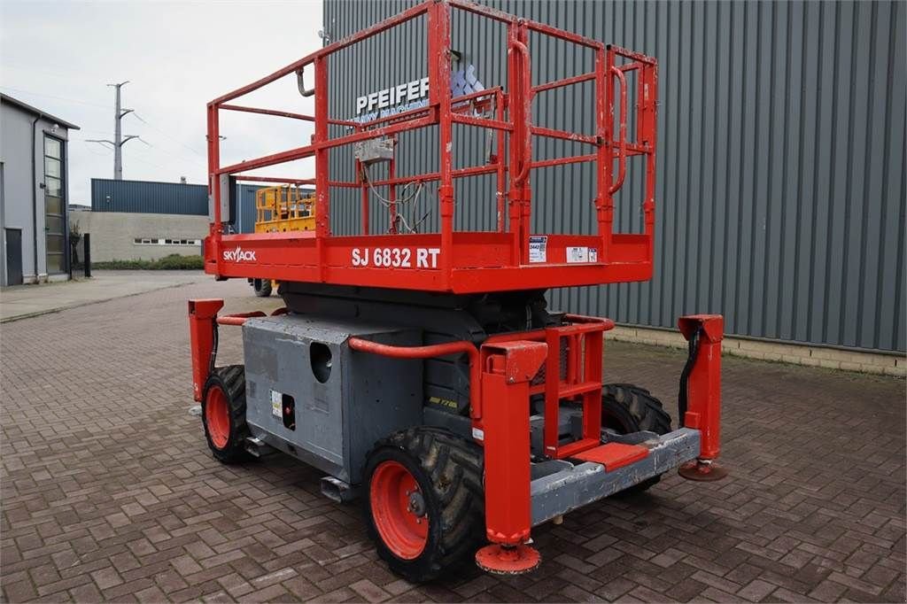 Teleskoparbeitsbühne des Typs Sonstige Sky Jack SJ6832 Diesel, 4x4 Drive, 11.6m Working Height, 45, Gebrauchtmaschine in Groenlo (Bild 9)