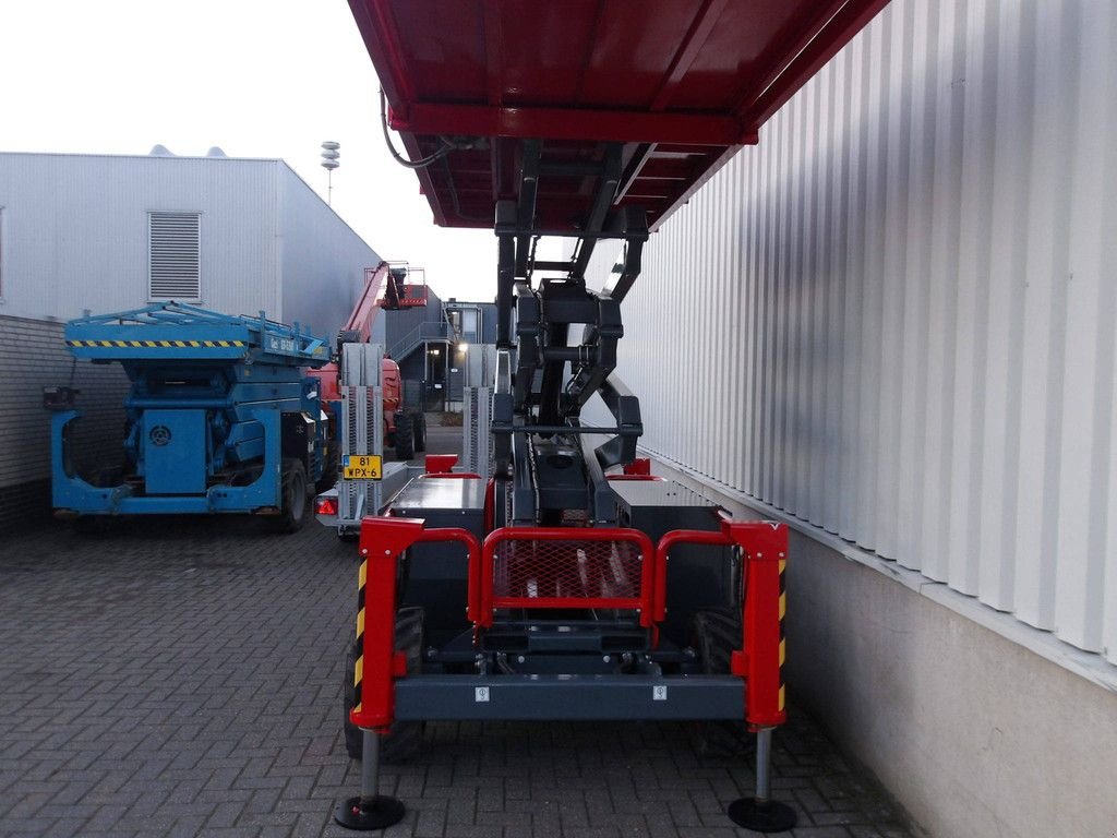 Teleskoparbeitsbühne tip Sonstige Sky Jack SJ6832RT, Gebrauchtmaschine in Antwerpen (Poză 10)