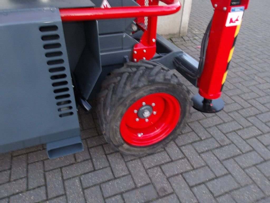 Teleskoparbeitsbühne типа Sonstige Sky Jack SJ6832RT, Gebrauchtmaschine в Antwerpen (Фотография 8)