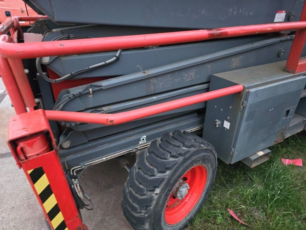 Teleskoparbeitsbühne des Typs Sonstige Sky Jack SJ9250 RT 4x4 diesel scissorlift schaarhoogwerker, Gebrauchtmaschine in Hooge mierde (Bild 9)