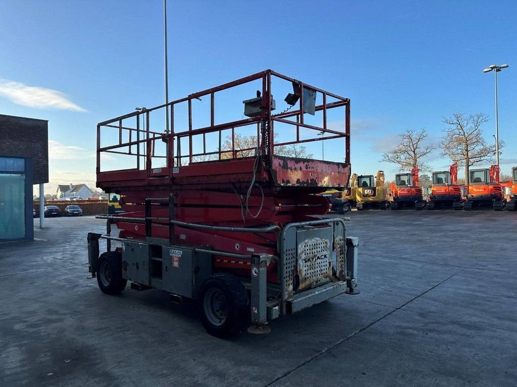 Teleskoparbeitsbühne typu Sonstige Sky Jack SJ9250, Gebrauchtmaschine w Antwerpen (Zdjęcie 3)