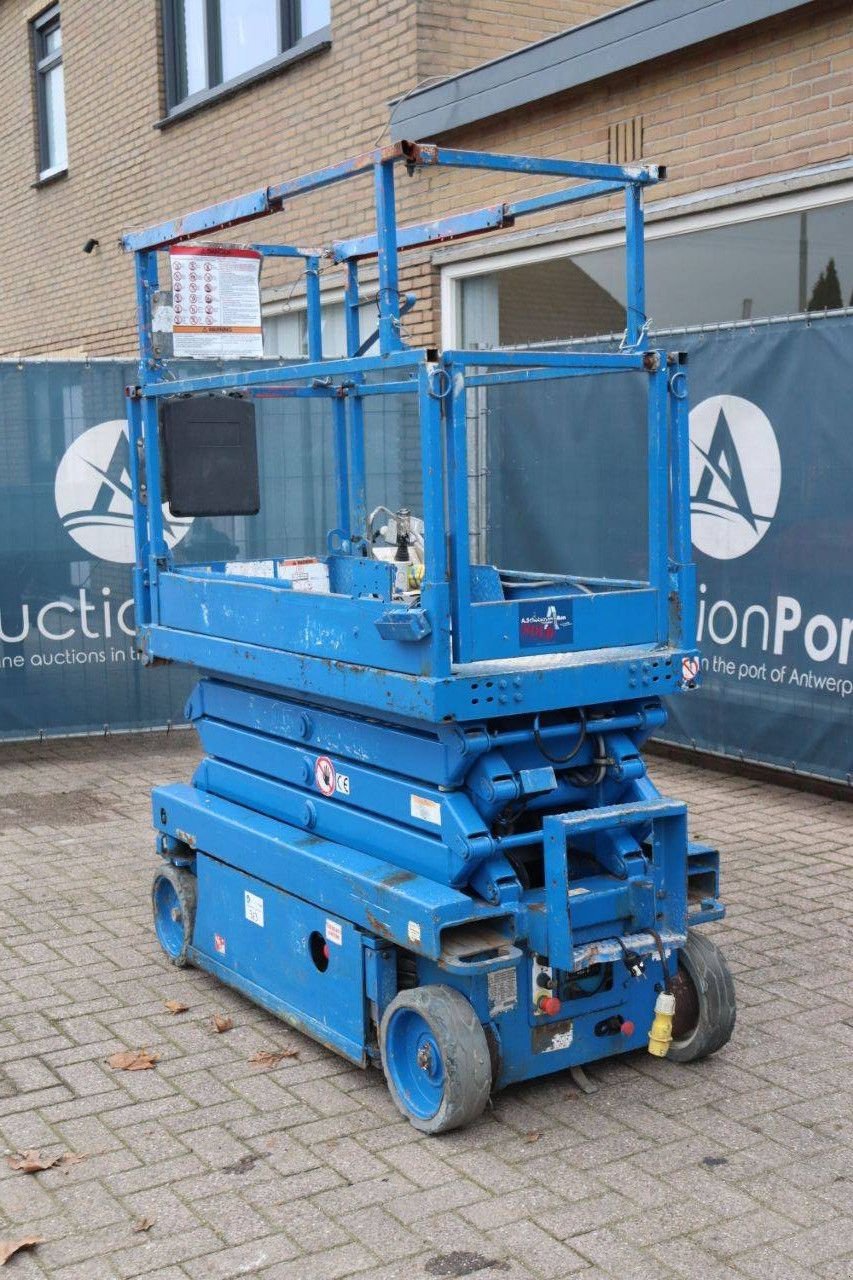 Teleskoparbeitsbühne типа Sonstige Sky Jack SJIII-3219, Gebrauchtmaschine в Antwerpen (Фотография 4)