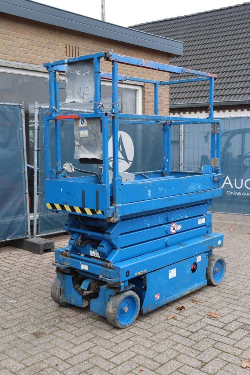 Teleskoparbeitsbühne типа Sonstige Sky Jack SJIII-3219, Gebrauchtmaschine в Antwerpen (Фотография 10)