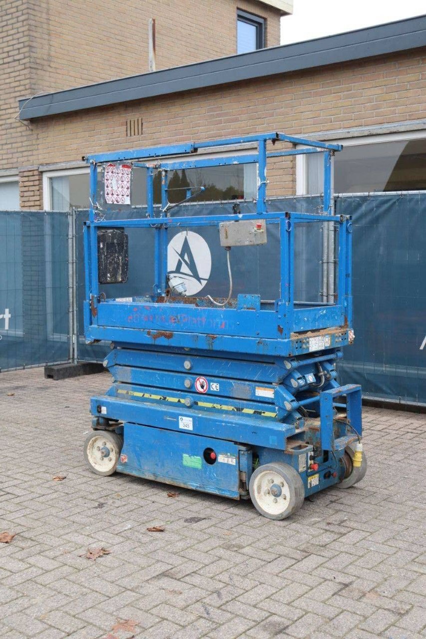 Teleskoparbeitsbühne des Typs Sonstige Sky Jack SJIII-3219, Gebrauchtmaschine in Antwerpen (Bild 3)