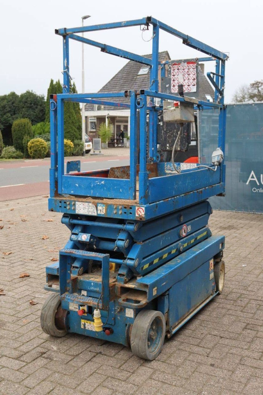 Teleskoparbeitsbühne des Typs Sonstige Sky Jack SJIII-3219, Gebrauchtmaschine in Antwerpen (Bild 5)