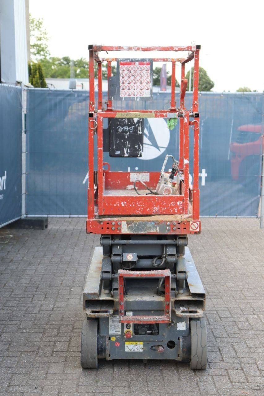 Teleskoparbeitsbühne Türe ait Sonstige Sky Jack SJIII 3219, Gebrauchtmaschine içinde Antwerpen (resim 9)