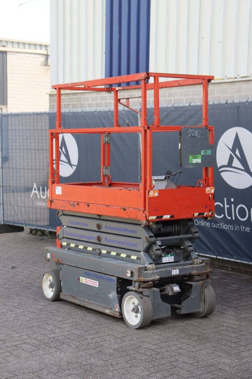 Teleskoparbeitsbühne typu Sonstige Sky Jack SJIII 3219, Gebrauchtmaschine v Antwerpen (Obrázek 4)