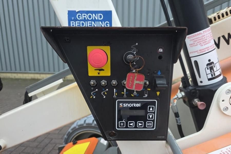 Teleskoparbeitsbühne типа Sonstige Snorkel A38E As-Is, Electric, 13.5m Working Height, 6.1m R, Gebrauchtmaschine в Groenlo (Фотография 4)