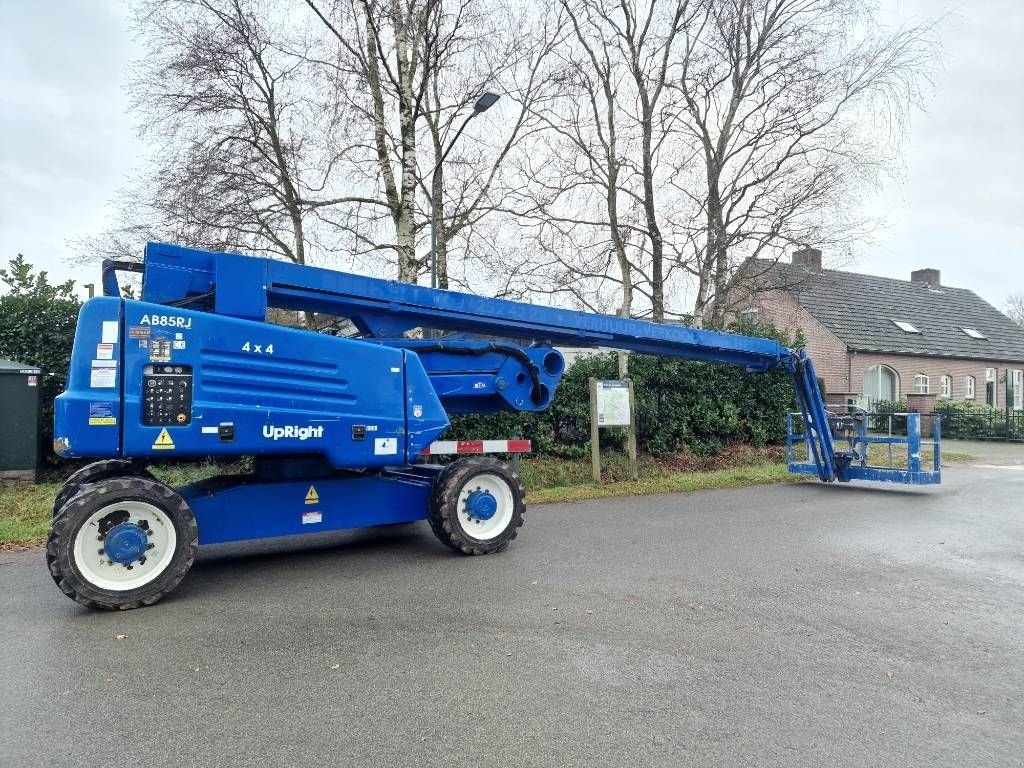 Teleskoparbeitsbühne des Typs Sonstige Snorkel AB85 4x4 diesel knik telescoop hoogwerker 28m, Gebrauchtmaschine in Hooge mierde (Bild 3)
