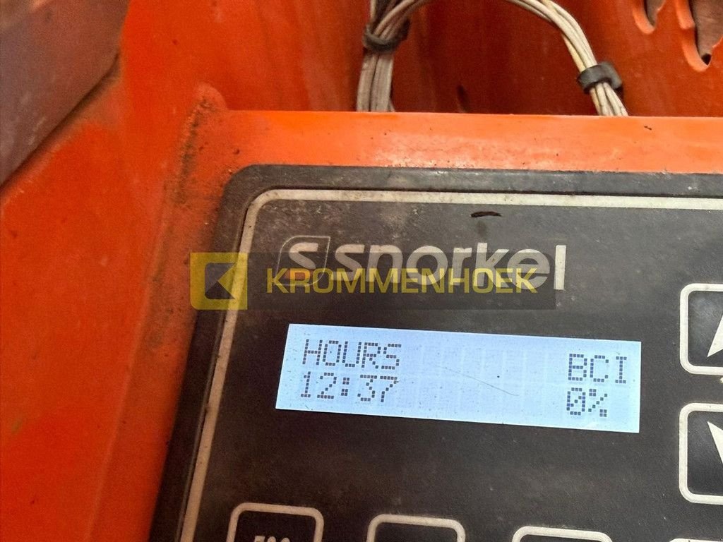 Teleskoparbeitsbühne типа Sonstige Snorkel S 3219 E, Gebrauchtmaschine в Apeldoorn (Фотография 8)