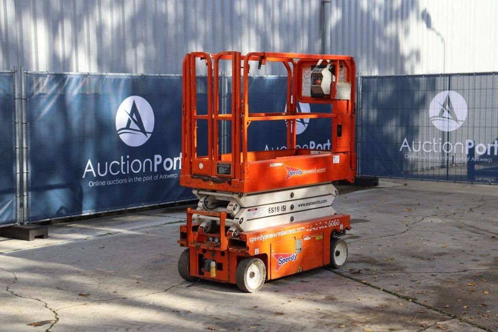 Teleskoparbeitsbühne del tipo Sonstige Snorkel S3219E, Gebrauchtmaschine en Antwerpen (Imagen 10)