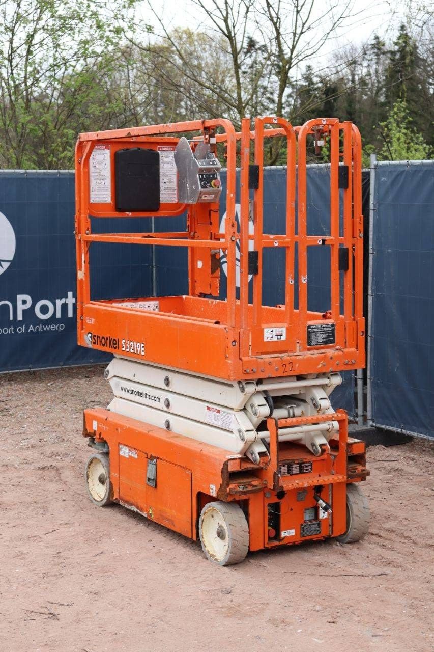 Teleskoparbeitsbühne Türe ait Sonstige Snorkel S3219E, Gebrauchtmaschine içinde Antwerpen (resim 4)