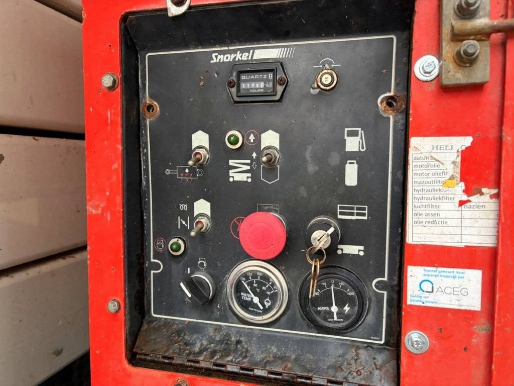 Teleskoparbeitsbühne типа Sonstige Snorkel S3370RT, Gebrauchtmaschine в Antwerpen (Фотография 8)