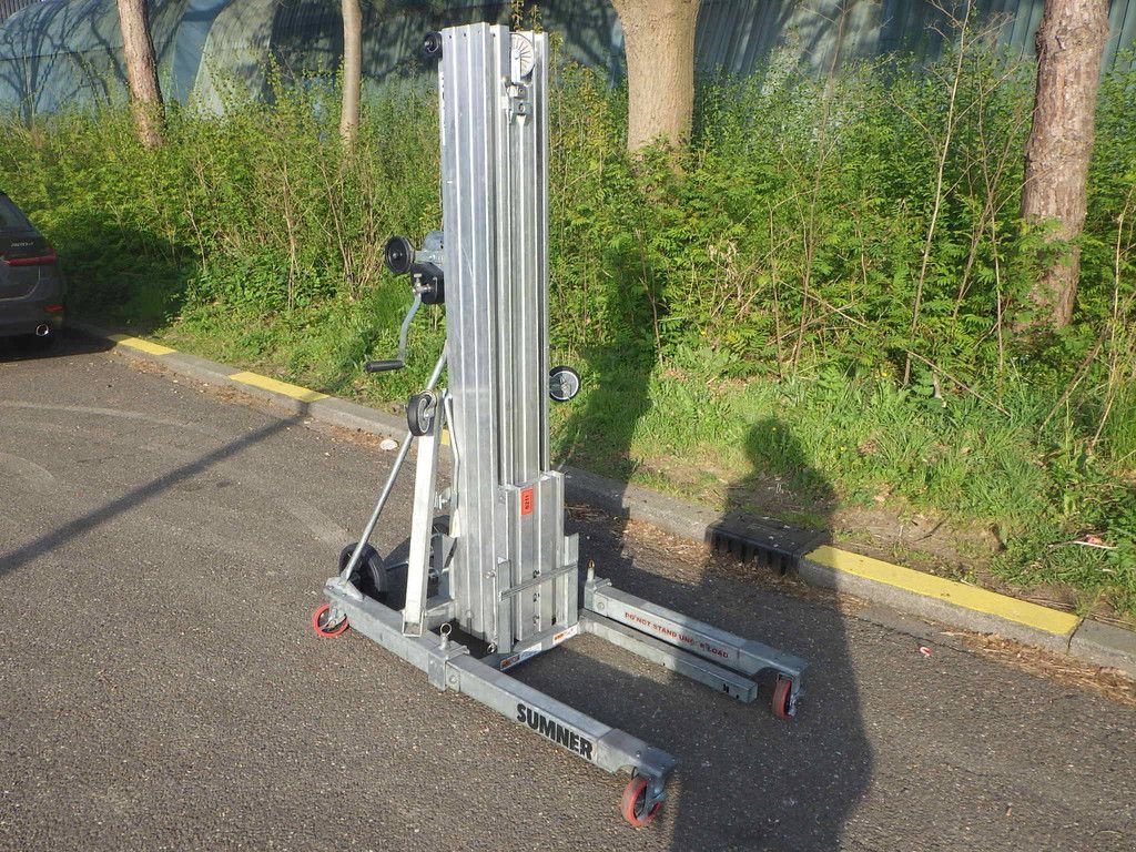 Teleskoparbeitsbühne типа Sonstige Sumner 2015, Gebrauchtmaschine в Antwerpen (Фотография 2)