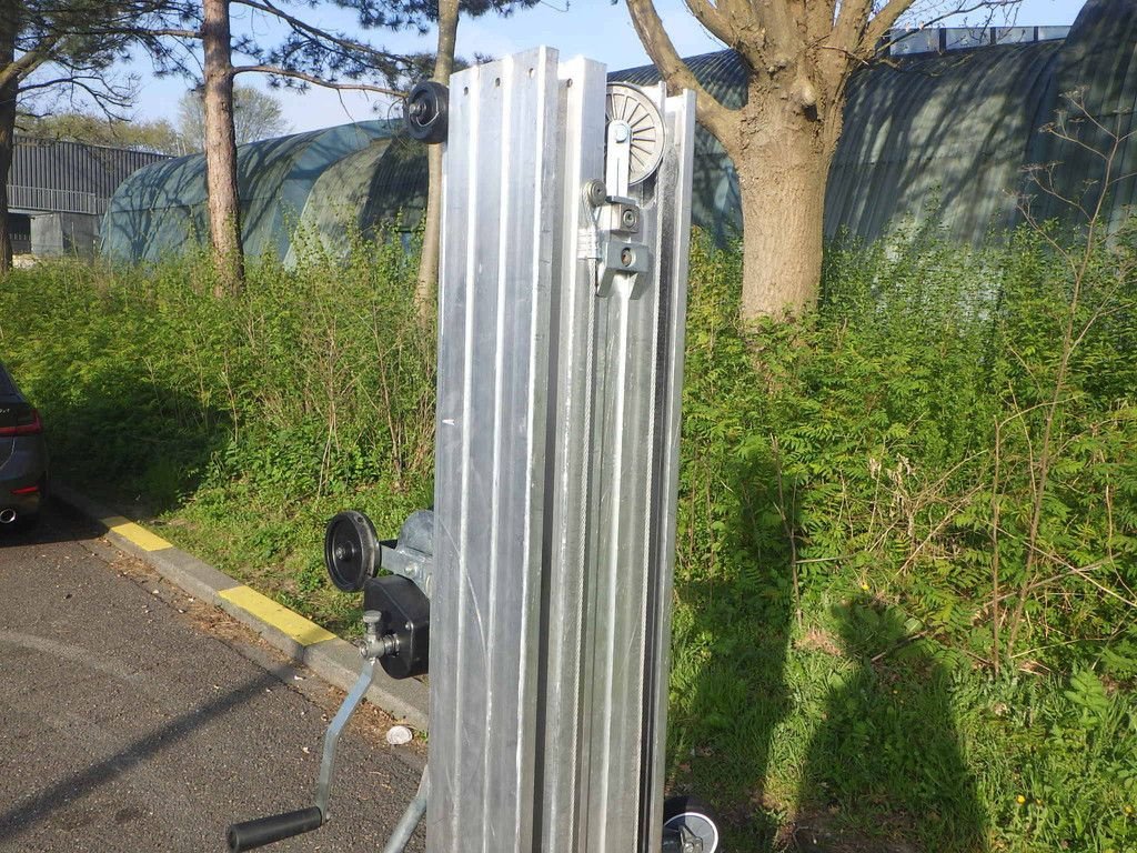 Teleskoparbeitsbühne типа Sonstige Sumner 2015, Gebrauchtmaschine в Antwerpen (Фотография 7)