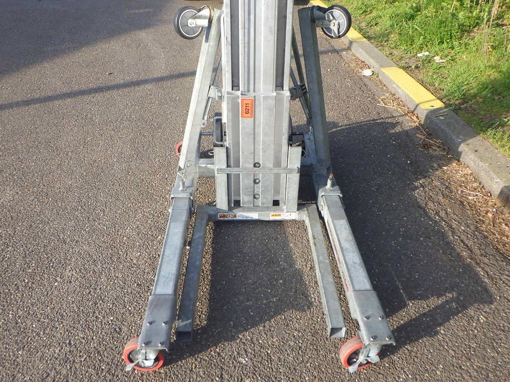 Teleskoparbeitsbühne типа Sonstige Sumner 2015, Gebrauchtmaschine в Antwerpen (Фотография 5)