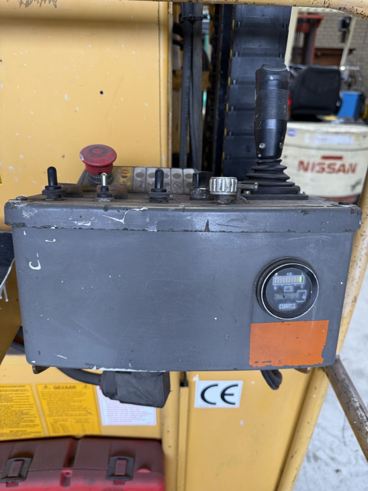 Teleskoparbeitsbühne van het type Sonstige toucan 800 a, Gebrauchtmaschine in Heythuysen (Foto 5)