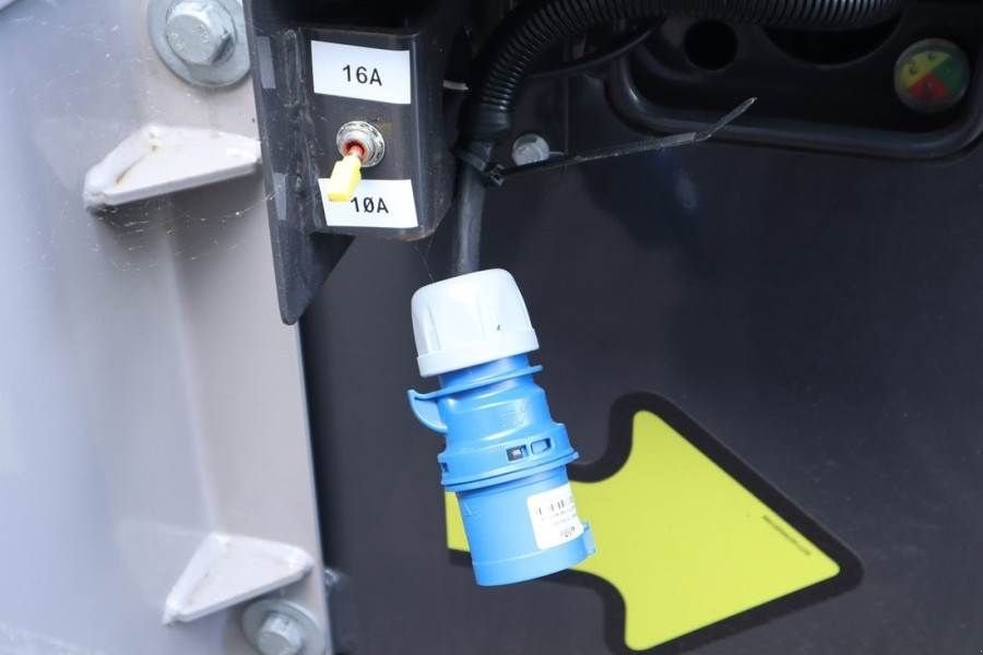 Teleskoparbeitsbühne типа Sonstige Zoomlion ZT26JE Fully Electric Lithium-Powered, 4x4 Rough T, Gebrauchtmaschine в Groenlo (Фотография 11)