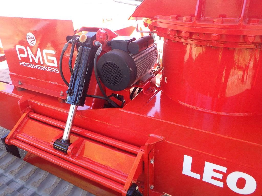 Teleskoparbeitsbühne des Typs Teupen Leo30T, Gebrauchtmaschine in Antwerpen (Bild 9)