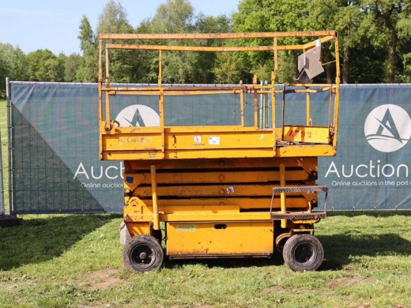 Teleskoparbeitsbühne a típus Upright Schaarlift, Gebrauchtmaschine ekkor: Antwerpen (Kép 1)