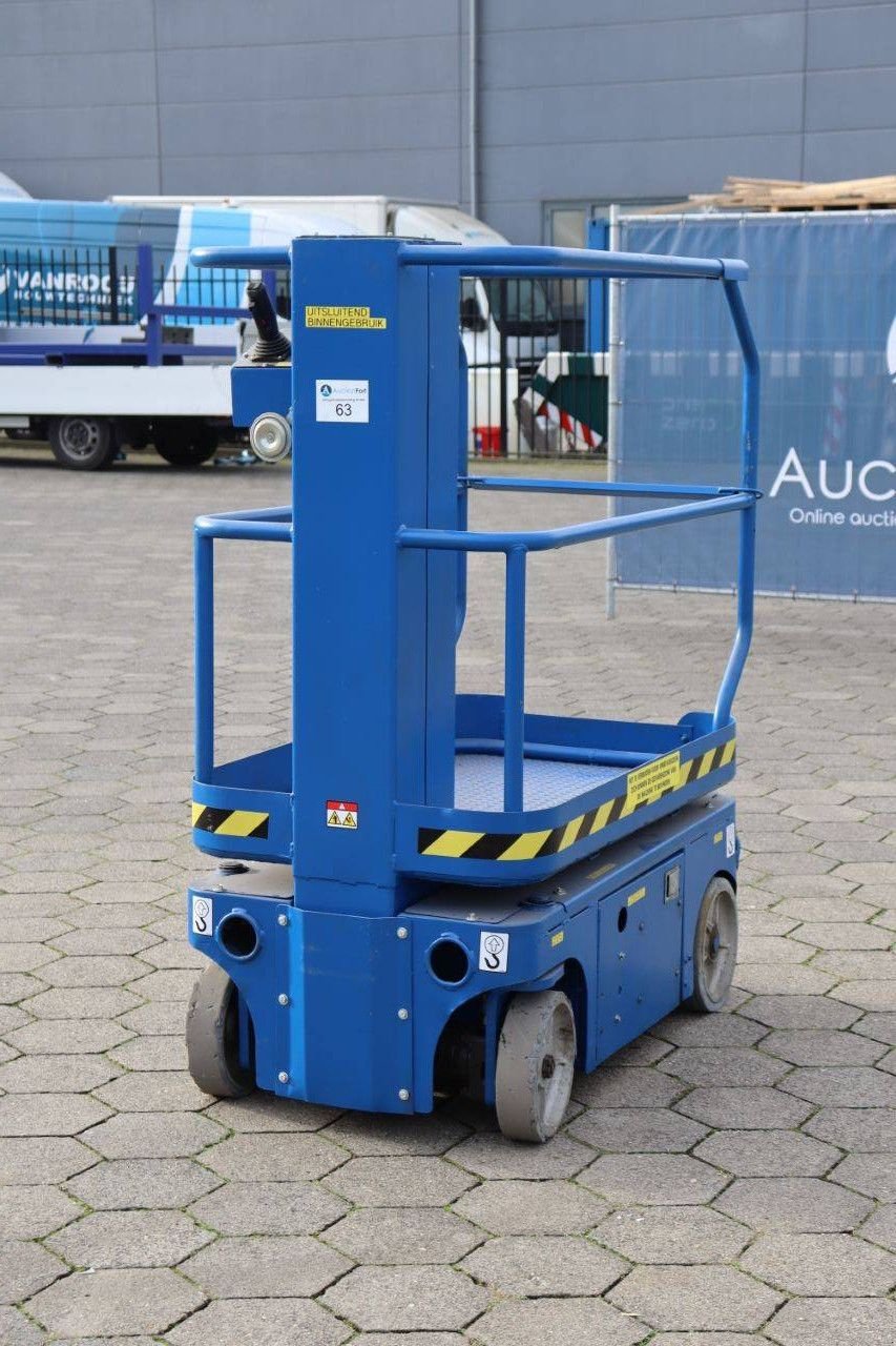 Teleskoparbeitsbühne типа Upright TM-12, Gebrauchtmaschine в Antwerpen (Фотография 7)