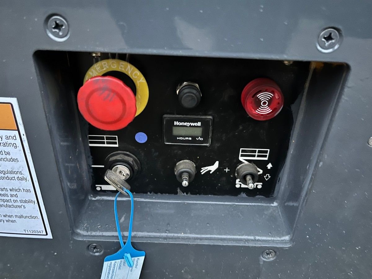 Teleskoparbeitsbühne типа XCMG XG 1412HD, Gebrauchtmaschine в Zoeterwoude (Фотография 11)