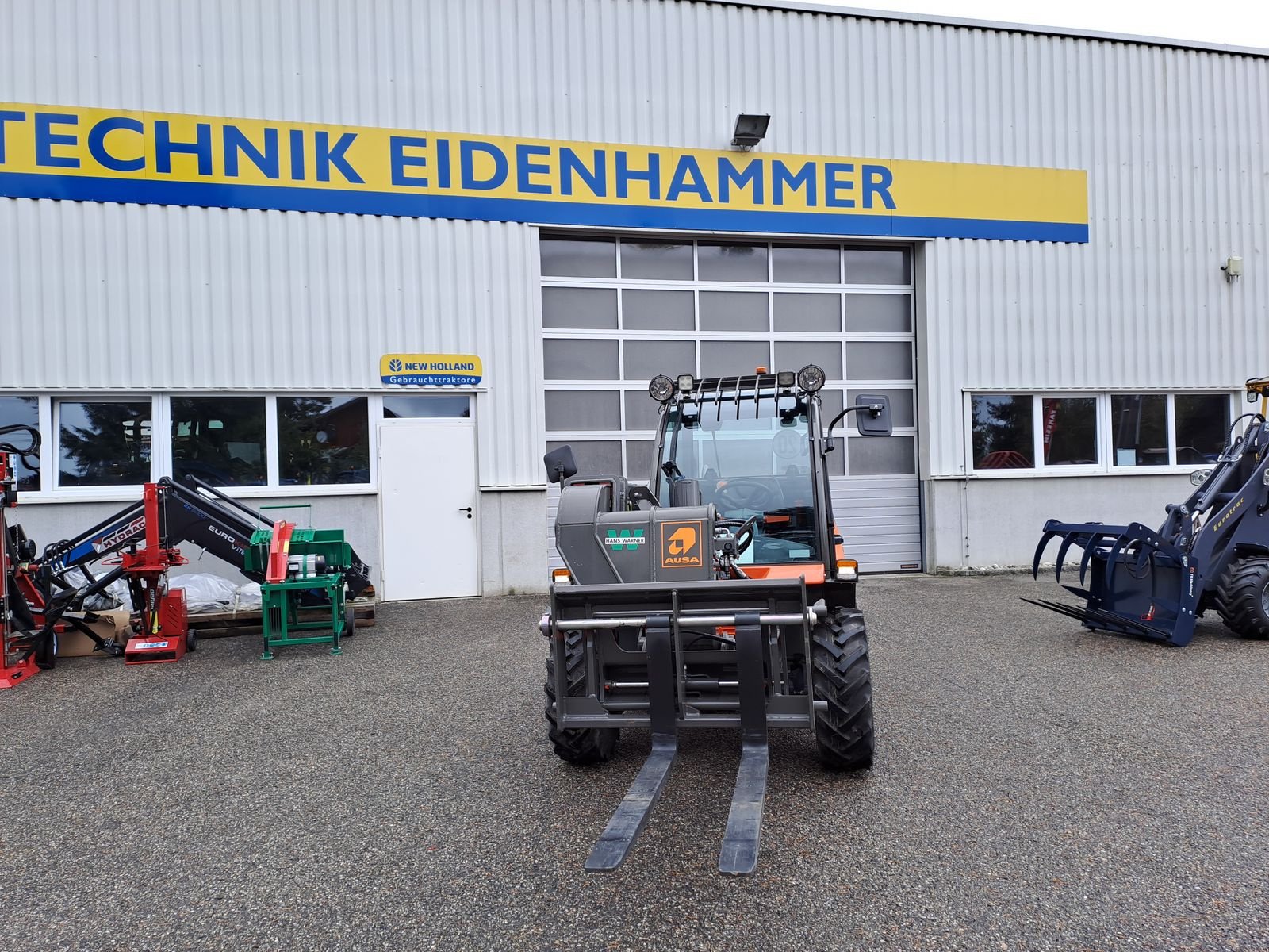 Teleskoplader of the type Ausa Teleskoplader Ausa T235H, Vorführmaschine in Burgkirchen (Picture 15)