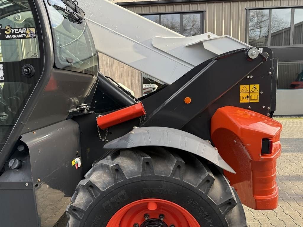 Teleskoplader du type Bobcat T 40.180 SLP, Gebrauchtmaschine en Luttenberg (Photo 3)