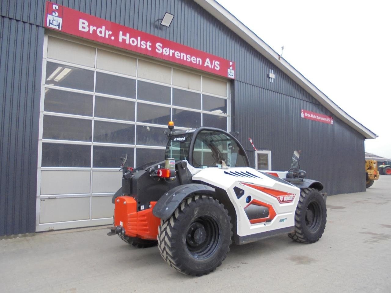 Teleskoplader от тип Bobcat TELESKOPLÆSSER, Gebrauchtmaschine в Ribe (Снимка 3)