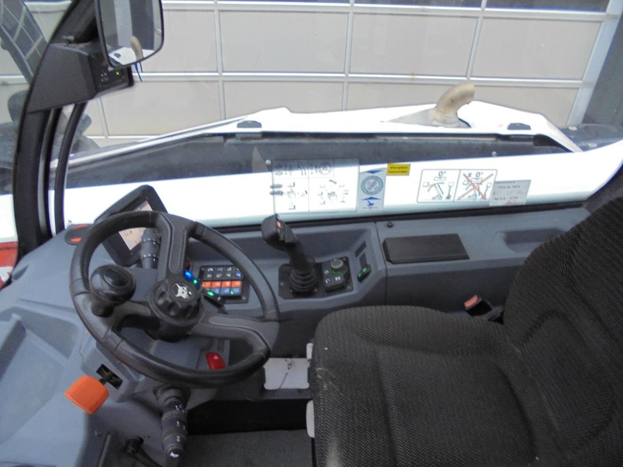 Teleskoplader от тип Bobcat TELESKOPLÆSSER, Gebrauchtmaschine в Ribe (Снимка 14)