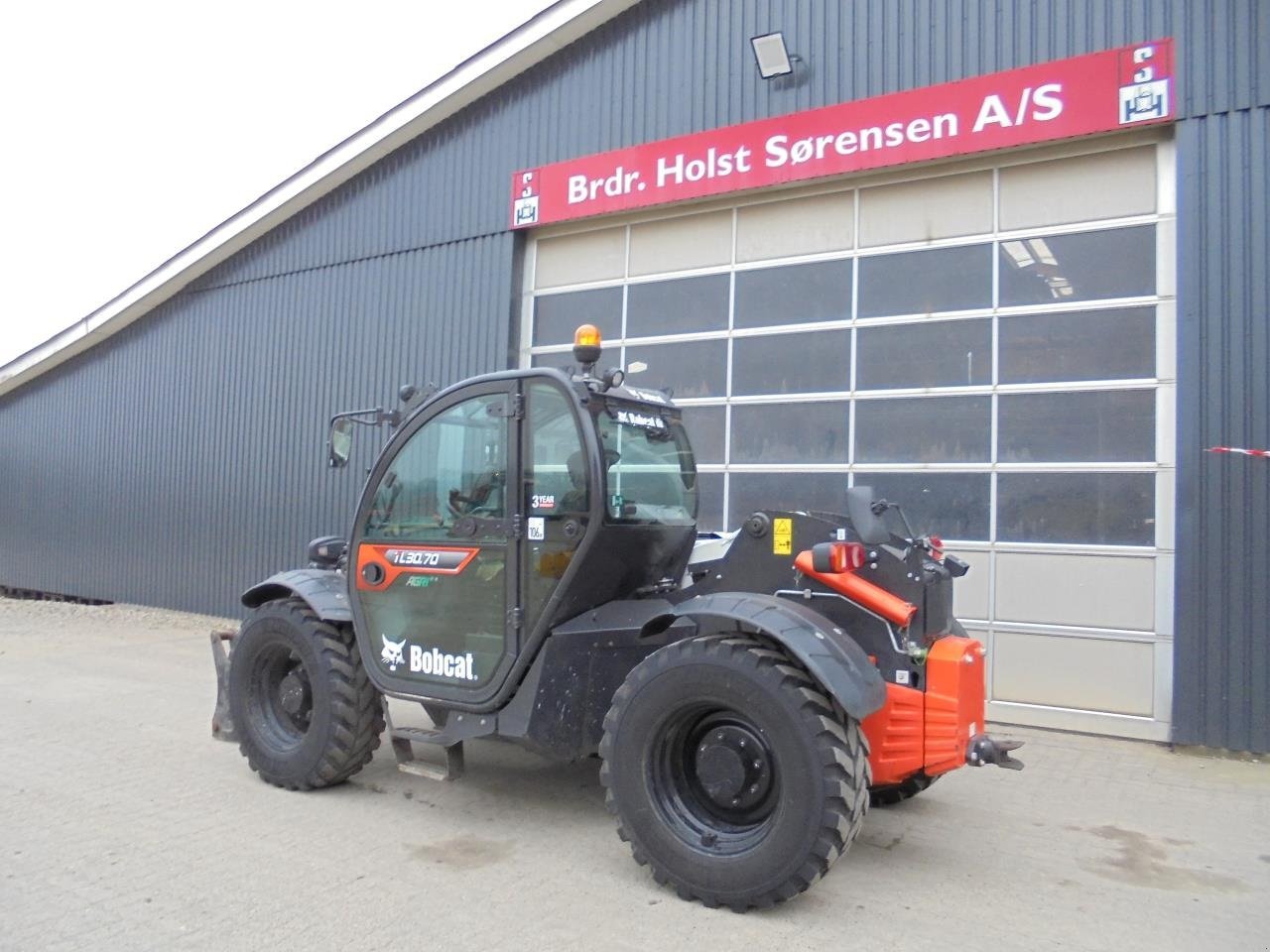 Teleskoplader от тип Bobcat TELESKOPLÆSSER, Gebrauchtmaschine в Ribe (Снимка 9)