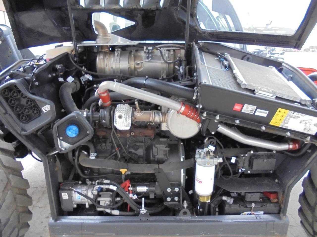 Teleskoplader от тип Bobcat TELESKOPLÆSSER, Gebrauchtmaschine в Ribe (Снимка 16)